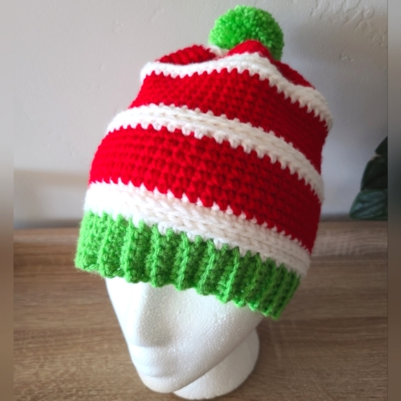 Women's Christmas beanie, winter beanie, Santa hat, Grinch hat, - Picture 5 of 8